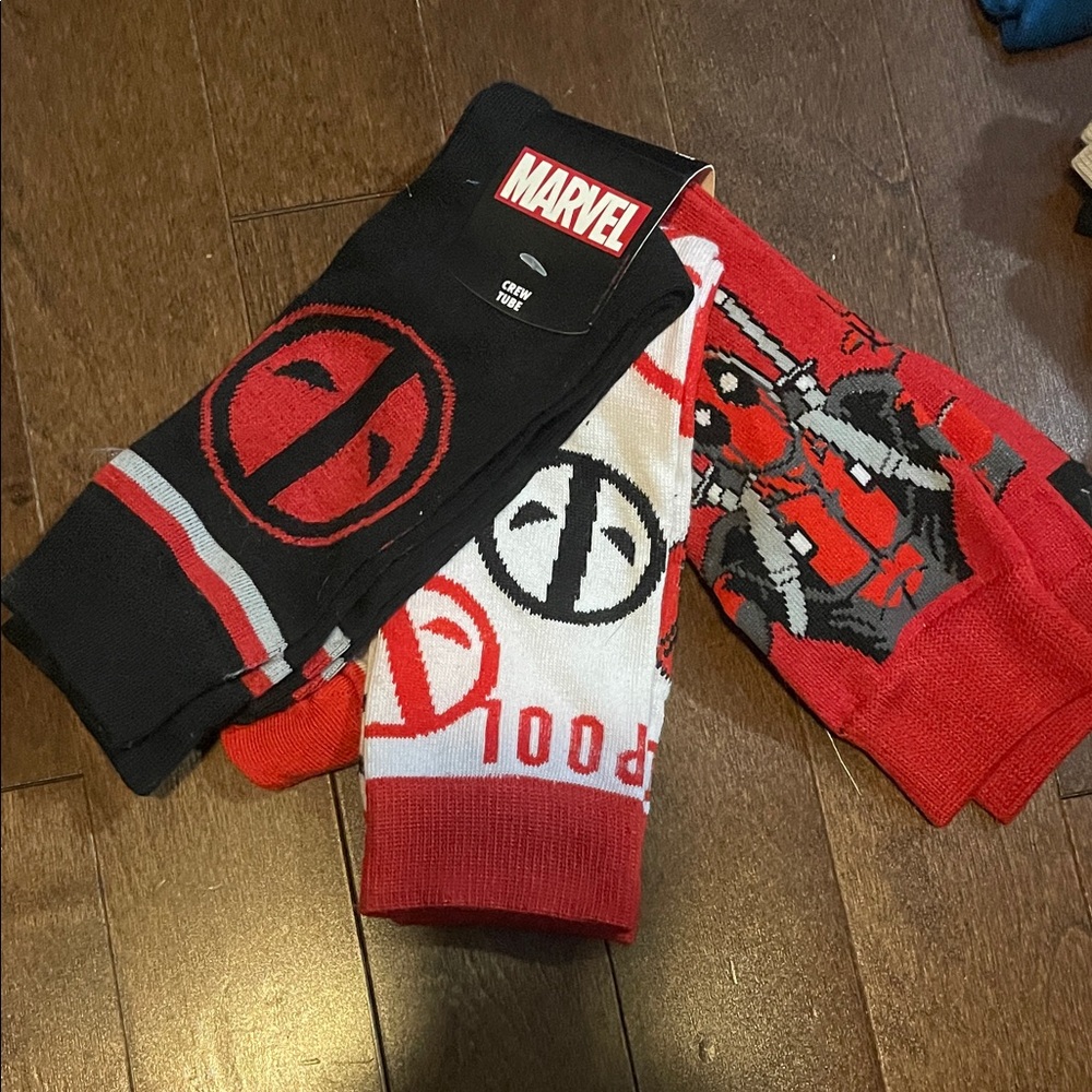 Marvel Deadpool Men's Casual Socks - Black, White, and Red ⭐️2 for $15⭐️
